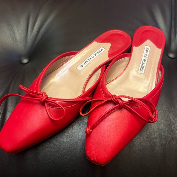 Manolo Blahnik Ballerimu Red Lambskin Mules 38 - Picture 1 of 4